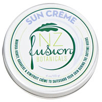 Sun Cr&egrave;me with Manuka Honey, Harakeke and Kiwifruit